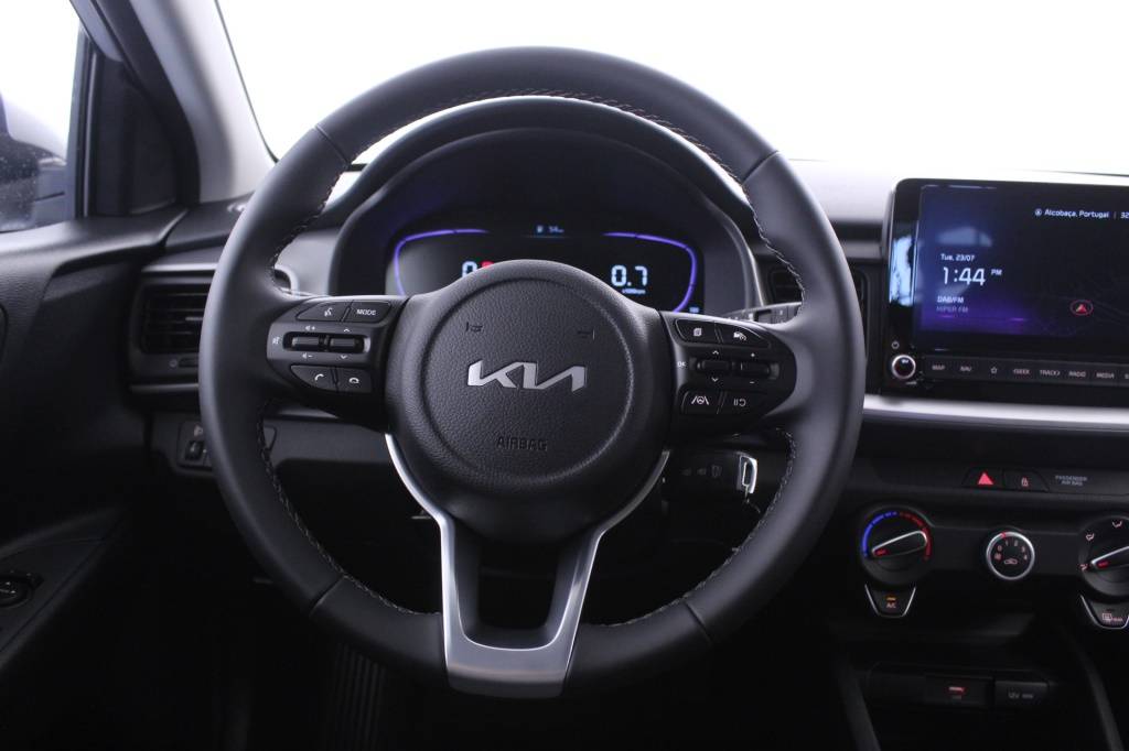 kia-stonic-2024-gasolina-1197cc