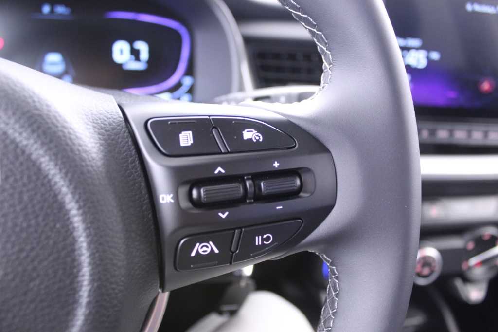 kia-stonic-2024-gasolina-1197cc