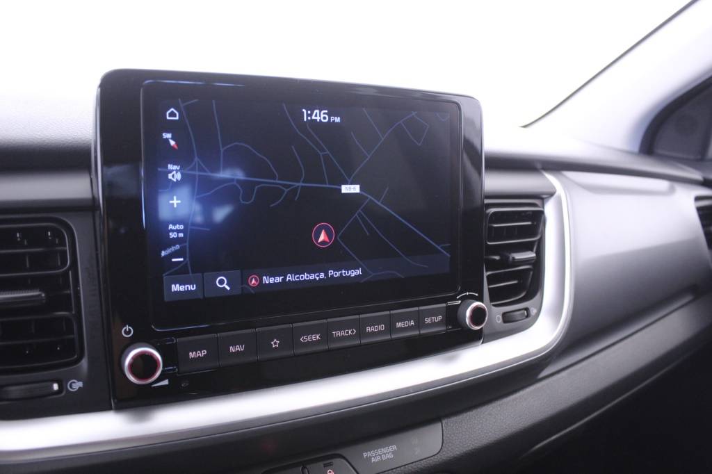 kia-stonic-2024-gasolina-1197cc