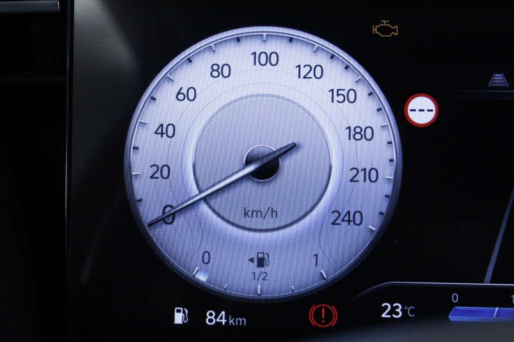 hyundai-tucson-2024-diesel-1598cc