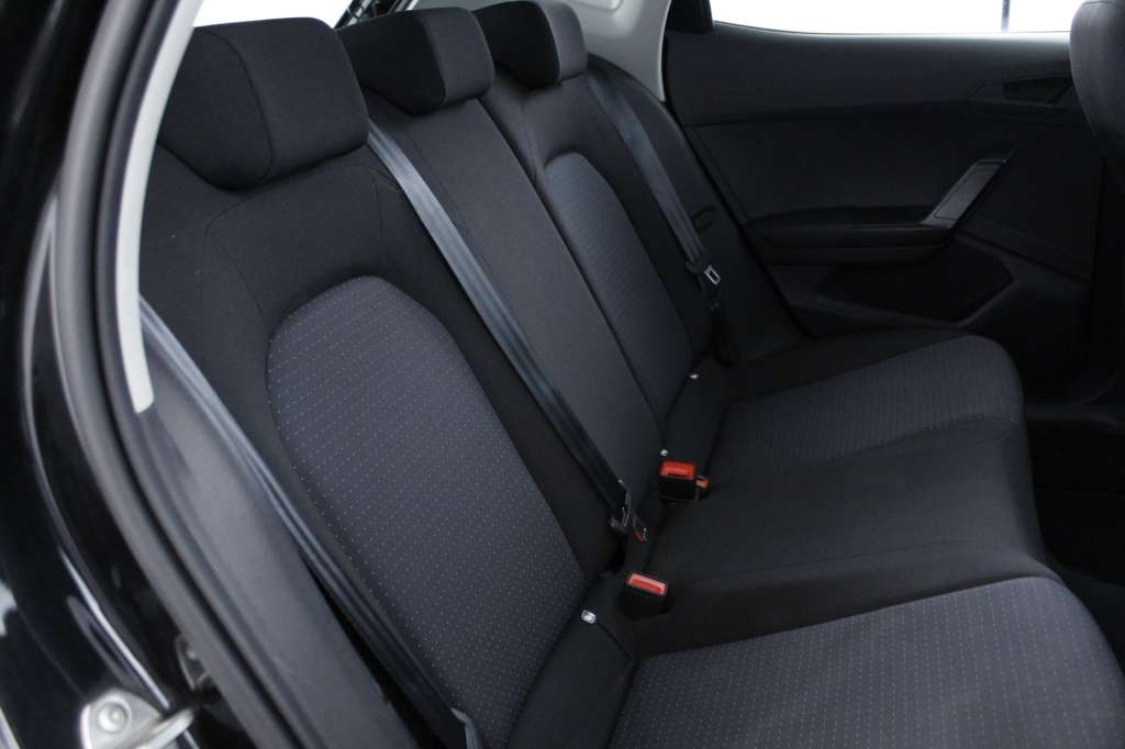 seat-ibiza-2024-gasolina-999cc
