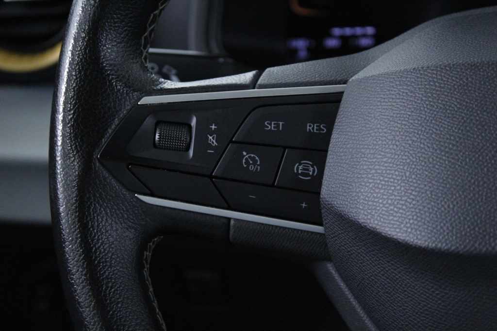 seat-ibiza-2024-gasolina-999cc