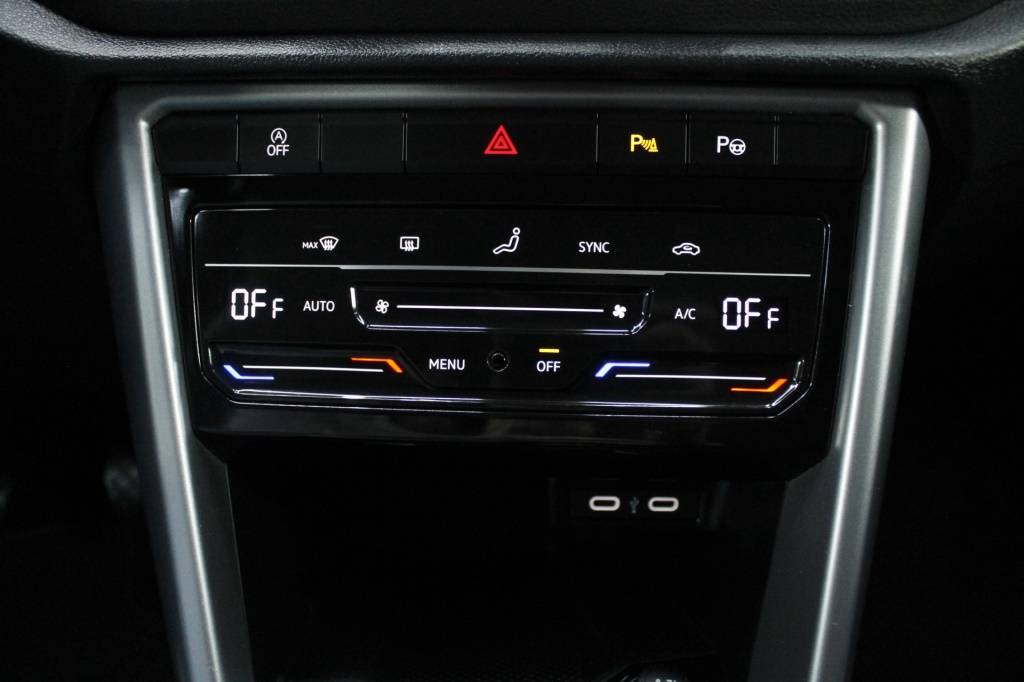 volkswagen-t-roc-2025-gasolina-999cc