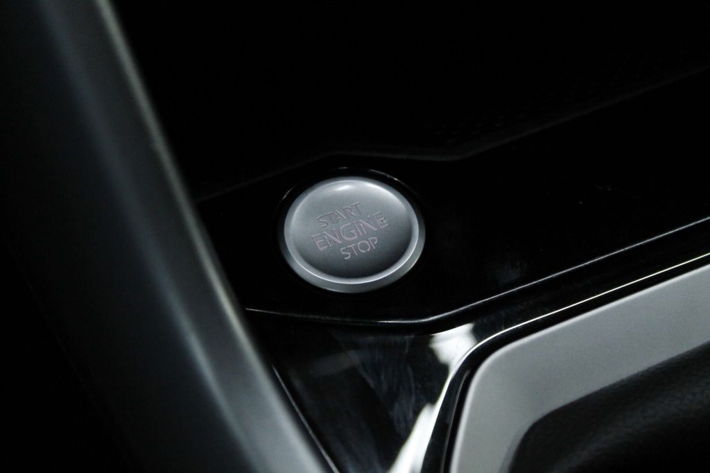 volkswagen-t-roc-2025-gasolina-999cc