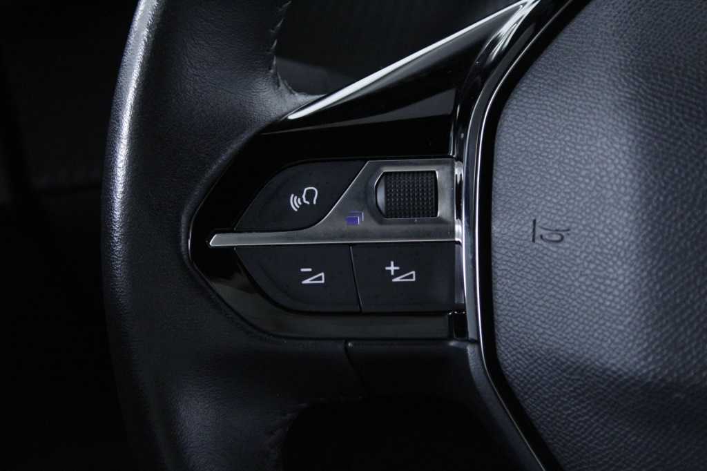 peugeot-2008-2024-gasolina-1199cc