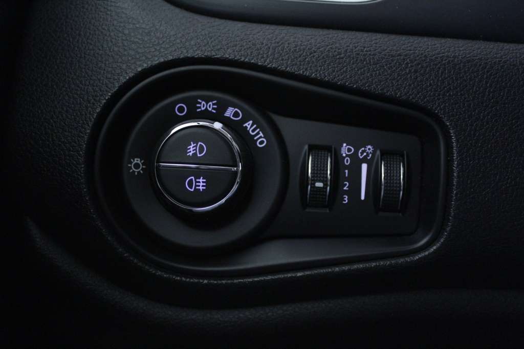 jeep-renegade-2018-diesel-1598cc