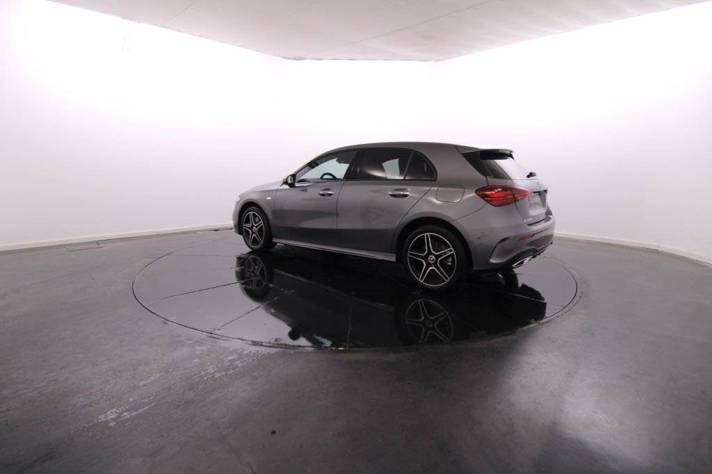 mercedes-benz-classe-a-2025-hibrido-1332cc
