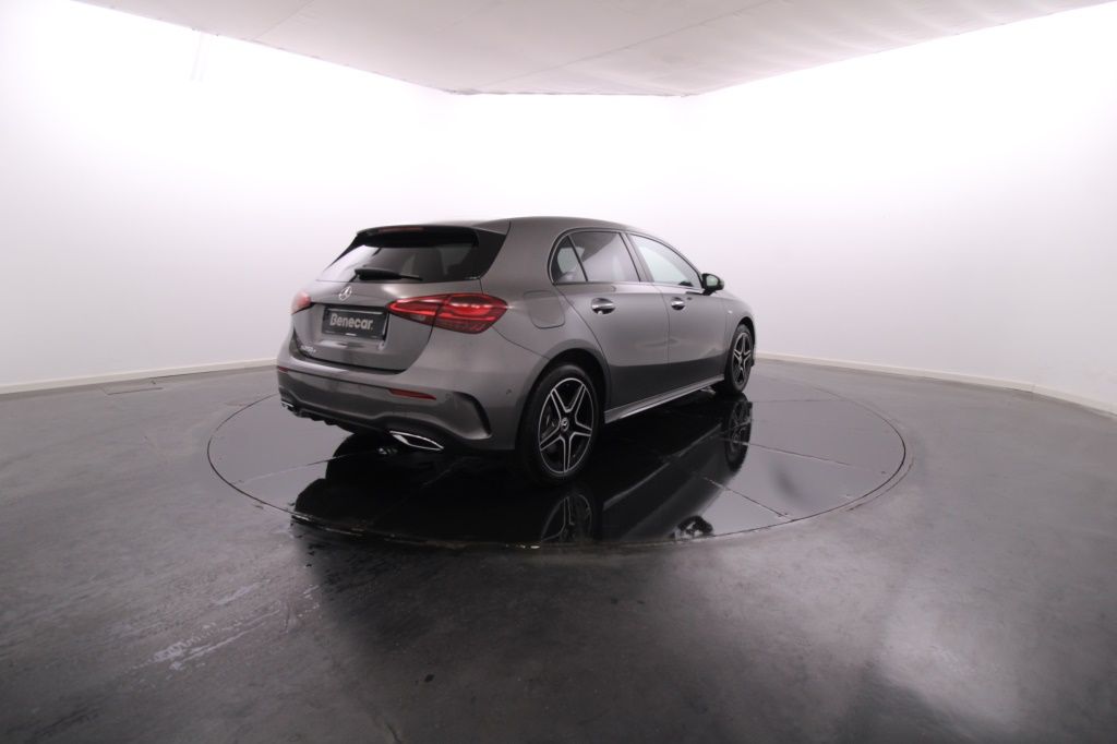 mercedes-benz-classe-a-2025-hibrido-1332cc