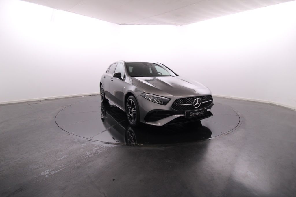 mercedes-benz-classe-a-2025-hibrido-1332cc