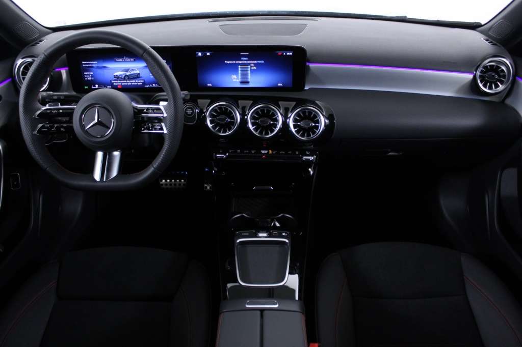 mercedes-benz-classe-a-2025-hibrido-1332cc