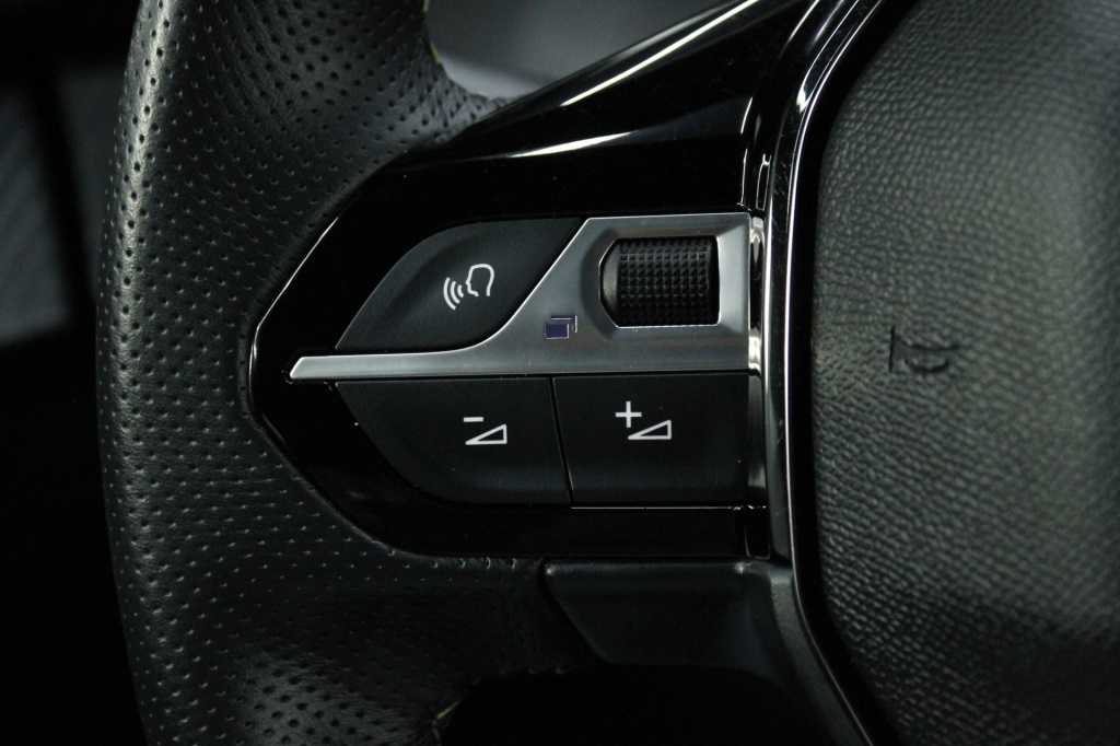 peugeot-2008-2025-eletrico-1cc