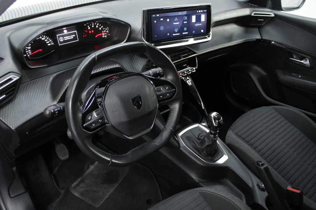 peugeot-208-2024-gasolina-1199cc