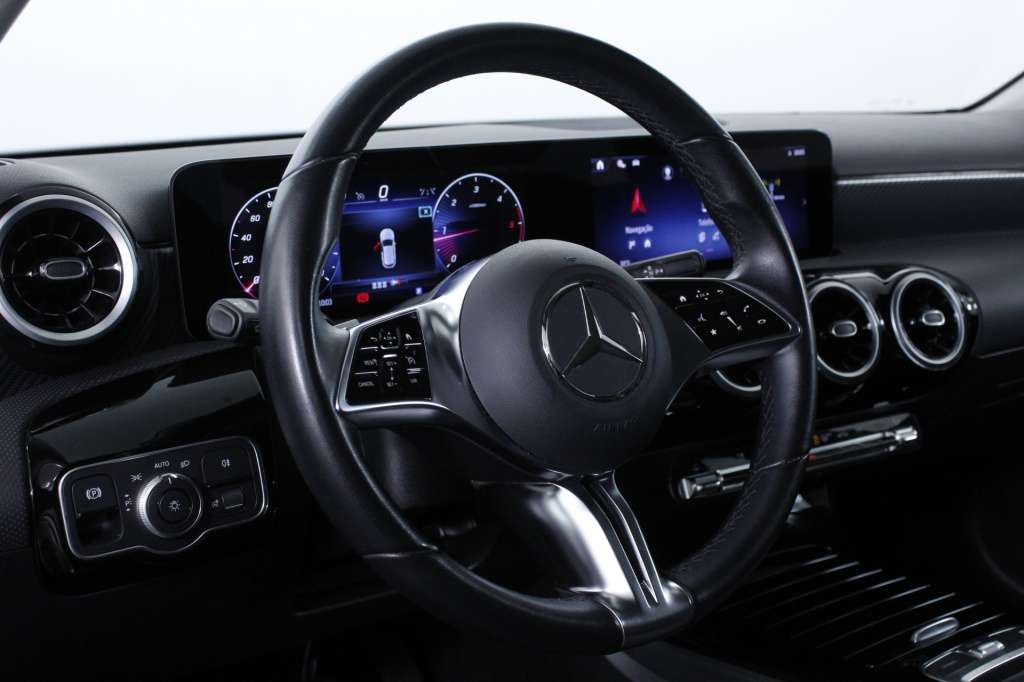 mercedes-benz-classe-a-2024-diesel-1950cc
