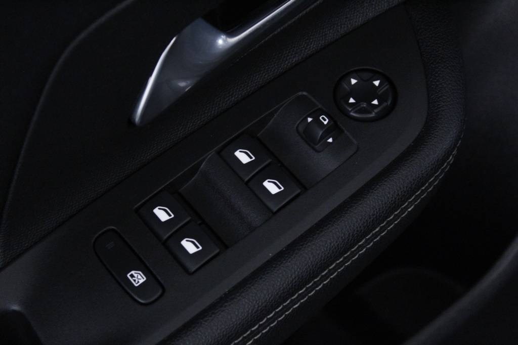 opel-mokka-2024-gasolina-1199cc