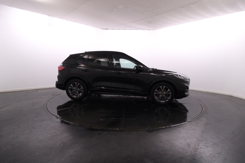 ford-kuga-2022-diesel-1499cc