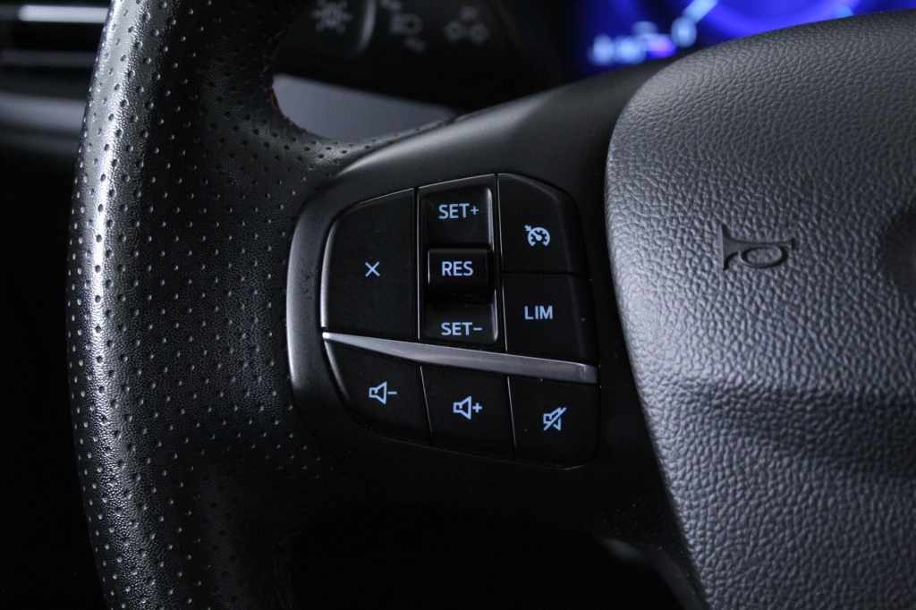 ford-kuga-2022-diesel-1499cc