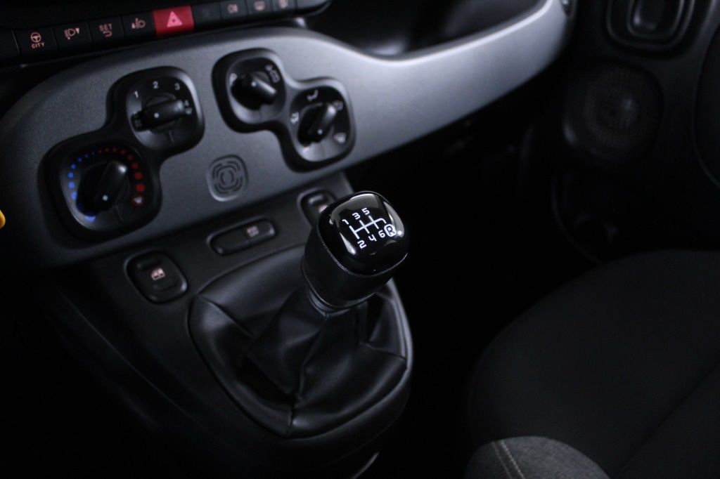 fiat-panda-2023-hibrido-999cc