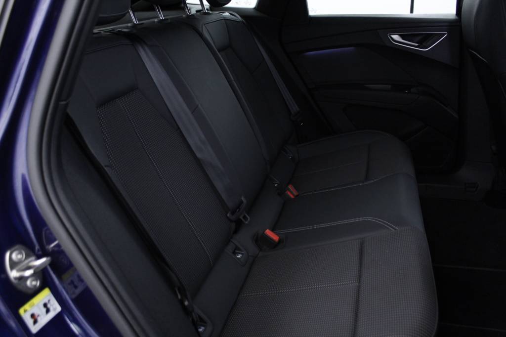 audi-q4-e-tron-2024-eletrico-560cc