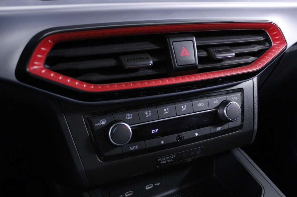seat-ibiza-2024-gasolina-999cc