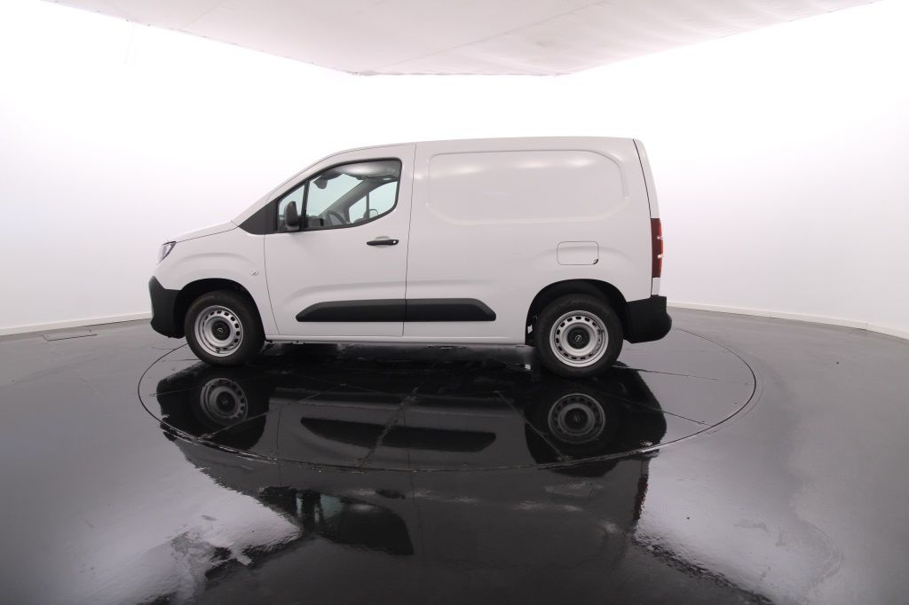 opel-combo-2024-diesel-1499cc