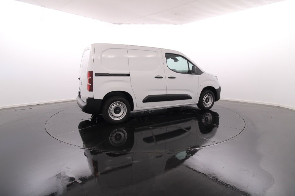 opel-combo-2024-diesel-1499cc