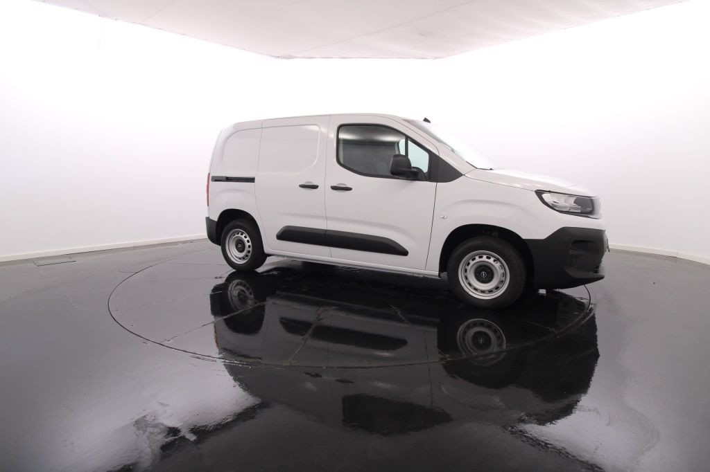 opel-combo-2024-diesel-1499cc