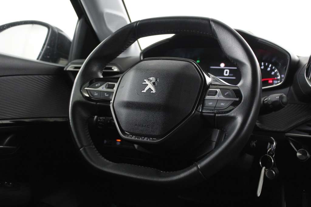 peugeot-208-2022-diesel-1499cc