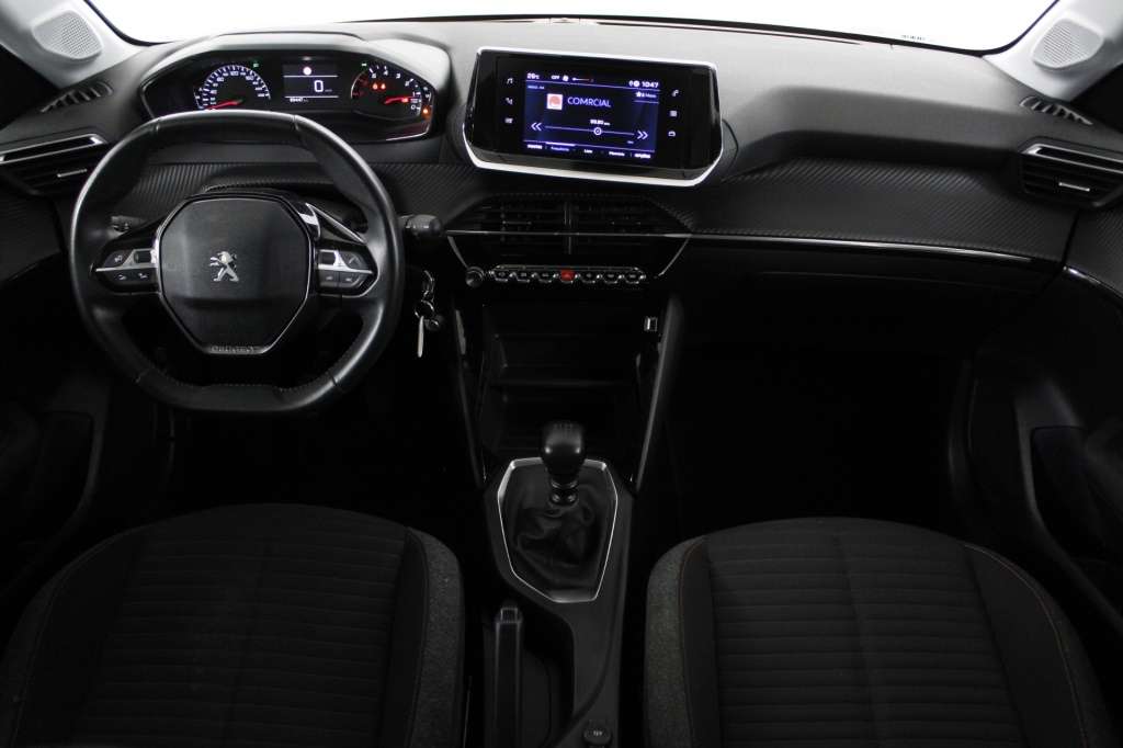 peugeot-208-2022-diesel-1499cc