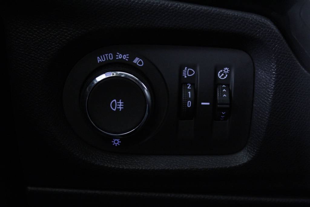 opel-corsa-2024-gasolina-1199cc