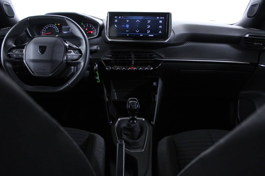 peugeot-2008-2024-gasolina-1199cc