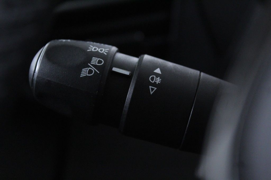 peugeot-2008-2024-gasolina-1199cc