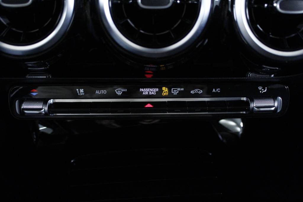 mercedes-benz-classe-a-2024-hibrido-1332cc