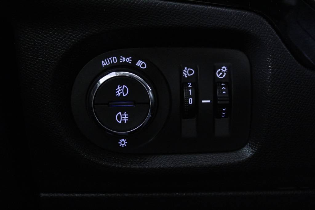 opel-corsa-2025-gasolina-1199cc