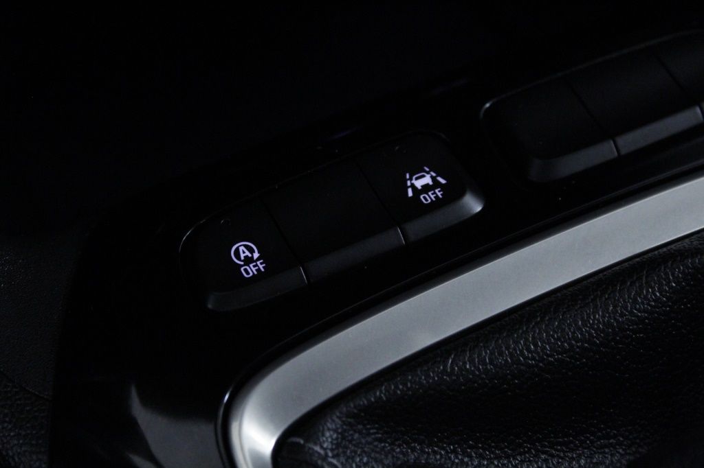 opel-corsa-2025-gasolina-1199cc