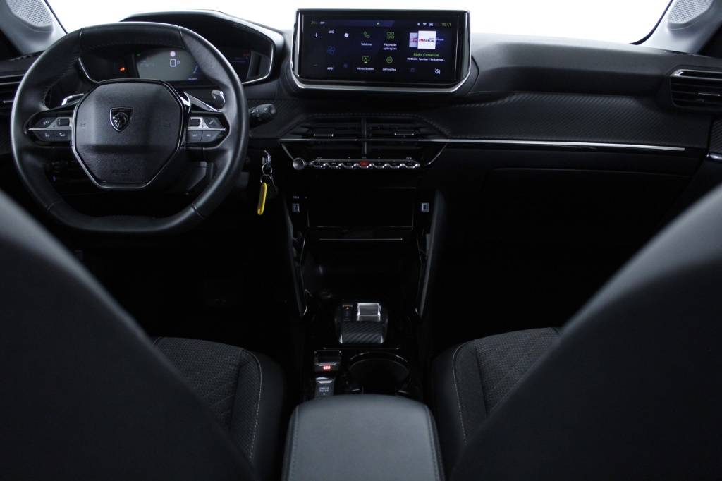 peugeot-208-2025-hibrido-1199cc