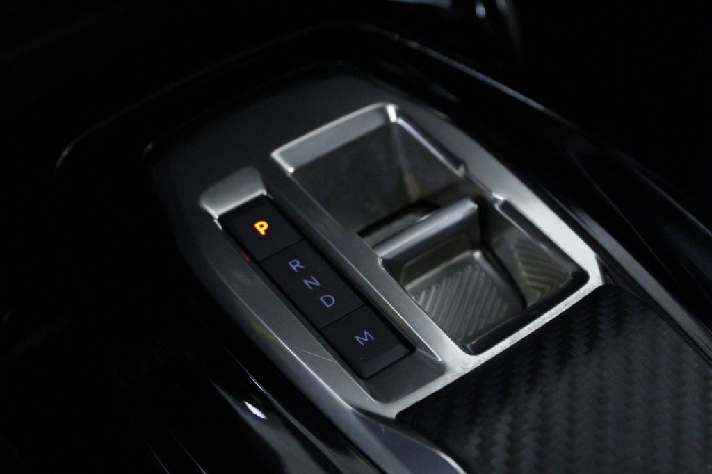 peugeot-208-2025-hibrido-1199cc