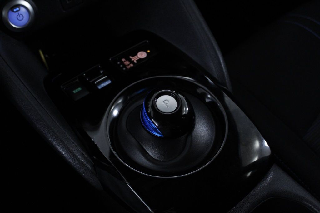 nissan-leaf-2024-eletrico-1cc