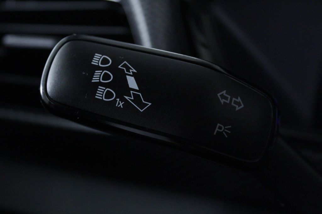 volkswagen-t-cross-2023-gasolina-999cc