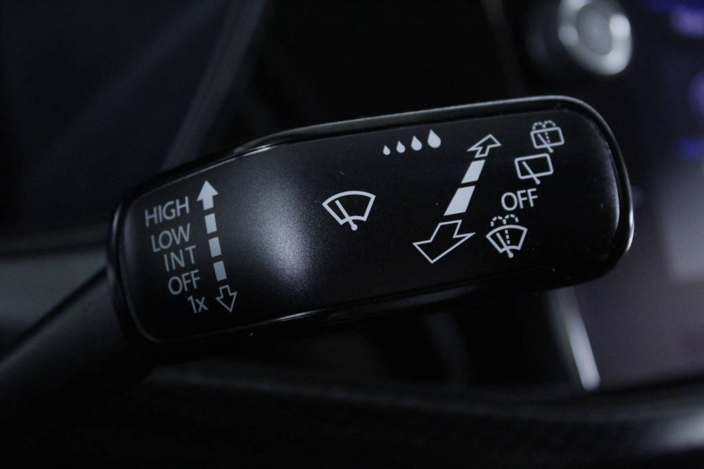 volkswagen-t-cross-2023-gasolina-999cc