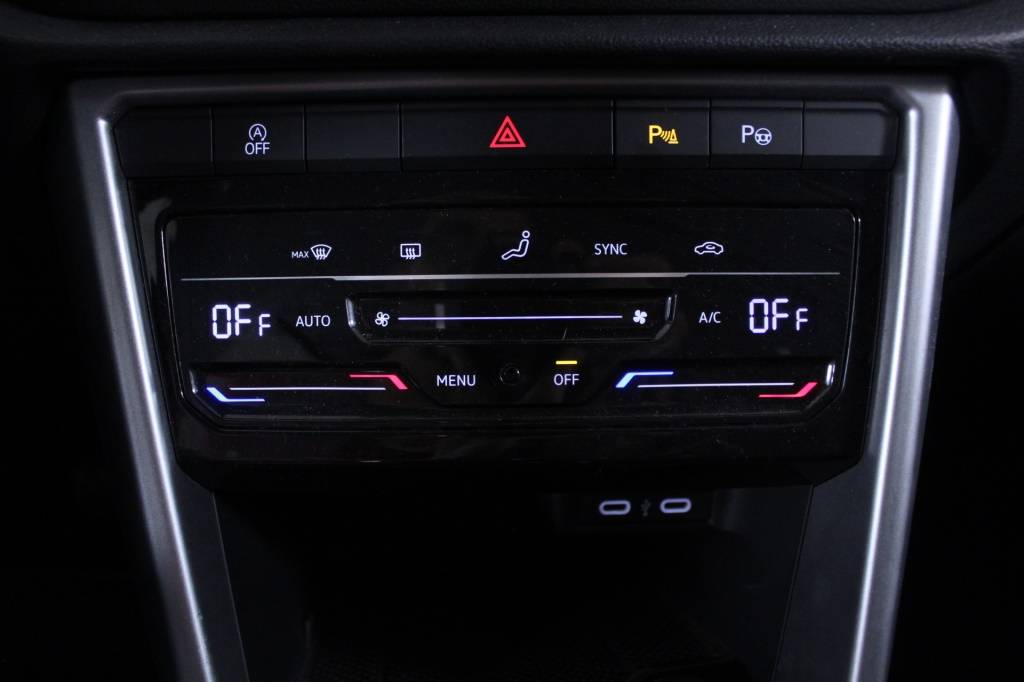 volkswagen-t-roc-2024-gasolina-999cc