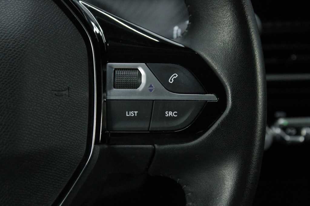 peugeot-208-2024-gasolina-1199cc