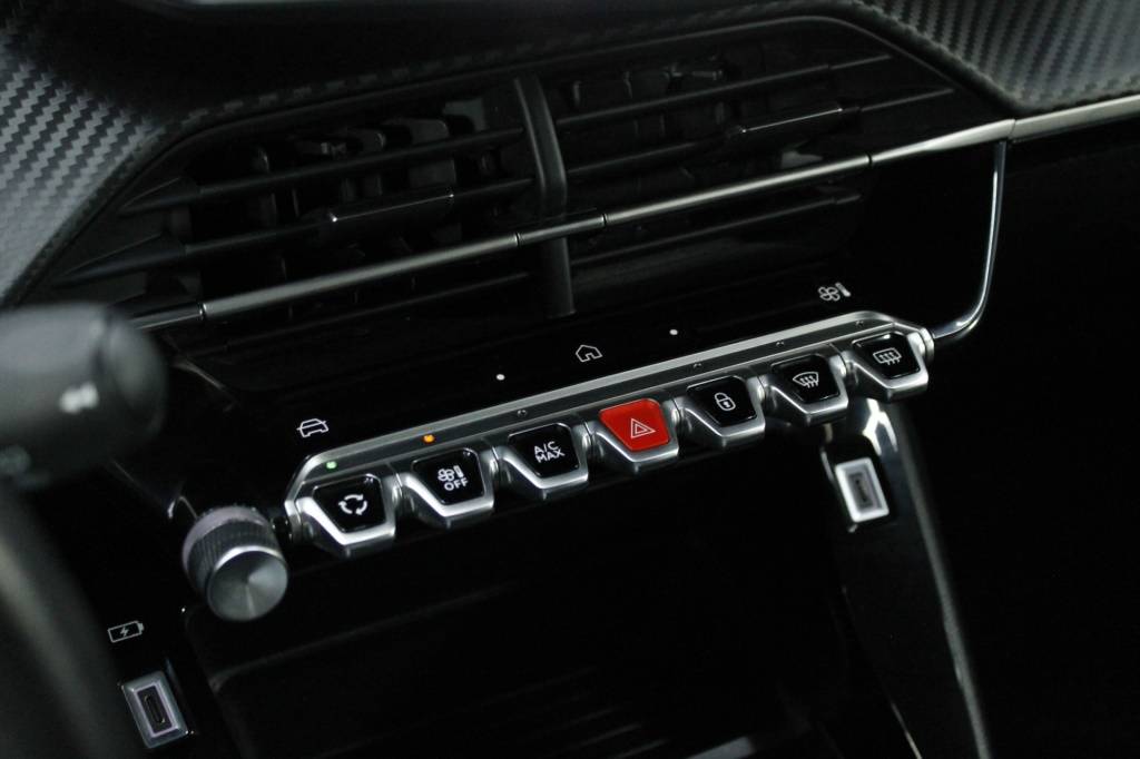 peugeot-208-2024-gasolina-1199cc