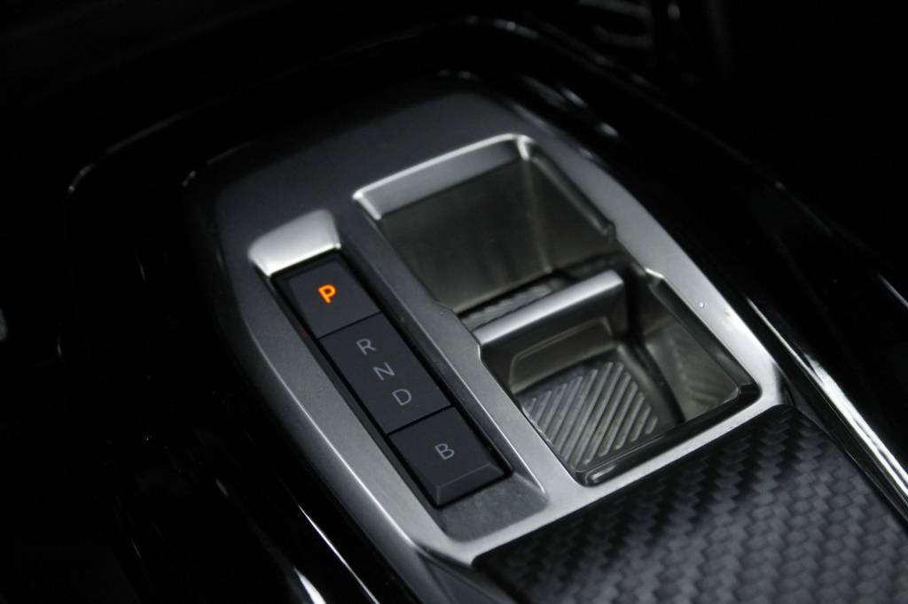 peugeot-2008-2025-eletrico-1cc
