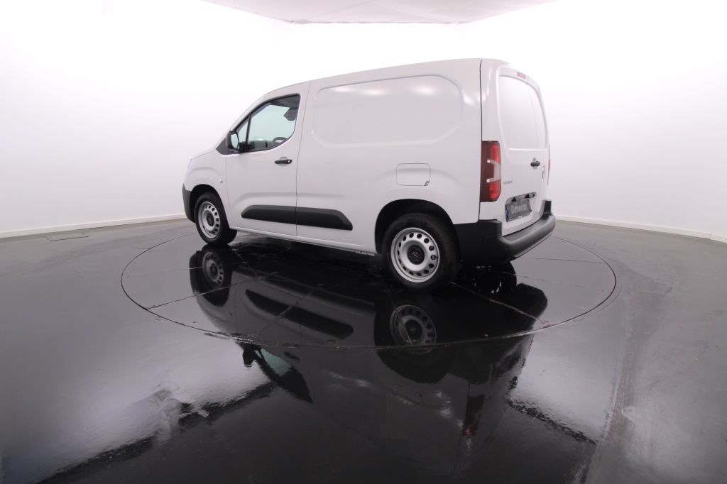 opel-combo-2024-diesel-1499cc