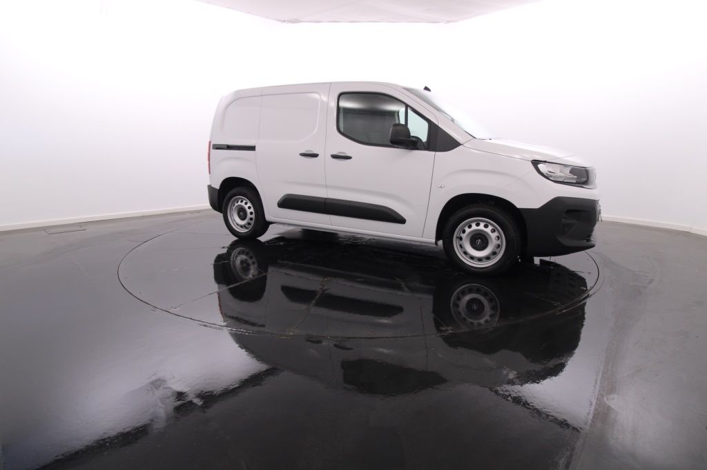 opel-combo-2024-diesel-1499cc