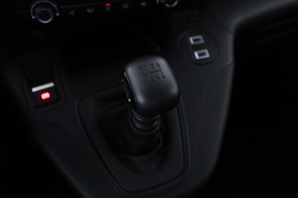 opel-combo-2024-diesel-1499cc