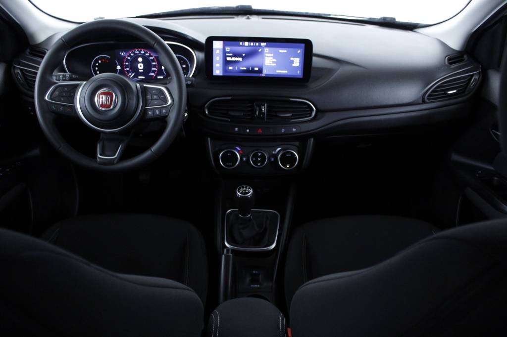 fiat-tipo-station-wagon-2023-gasolina-999cc