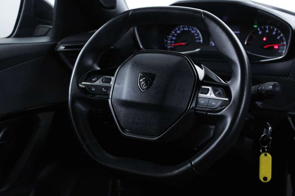 peugeot-2008-2024-gasolina-1199cc