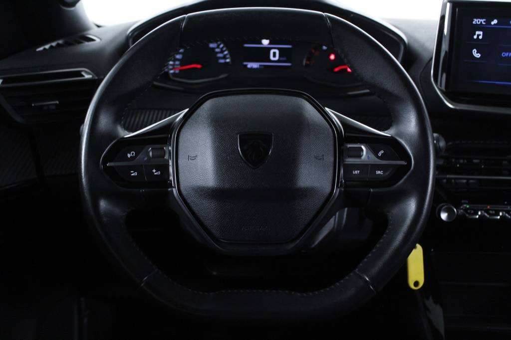 peugeot-2008-2024-gasolina-1199cc