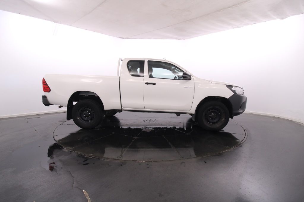 toyota-hilux-2020-diesel-2393cc